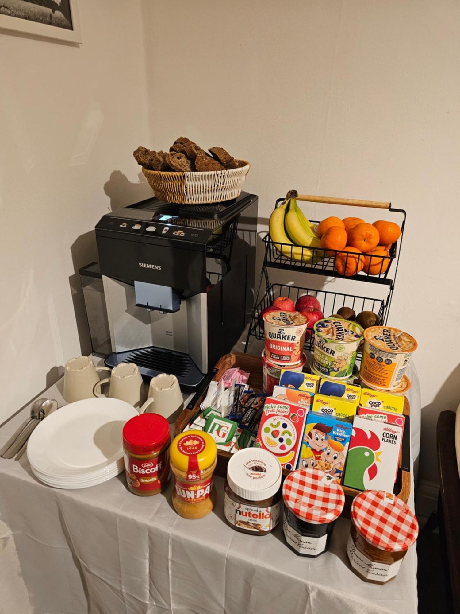Cardiff City Guesthouse, Central Rooms, Fast Wi-Fi, On-Street Parking المظهر الخارجي الصورة