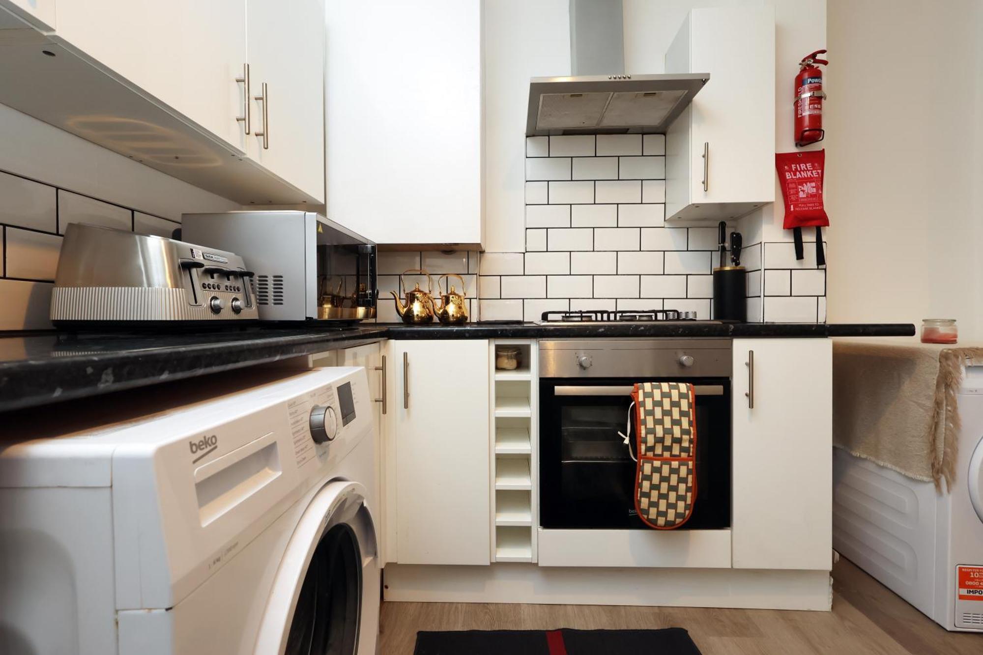 Cardiff City Guesthouse, Central Rooms, Fast Wi-Fi, On-Street Parking المظهر الخارجي الصورة